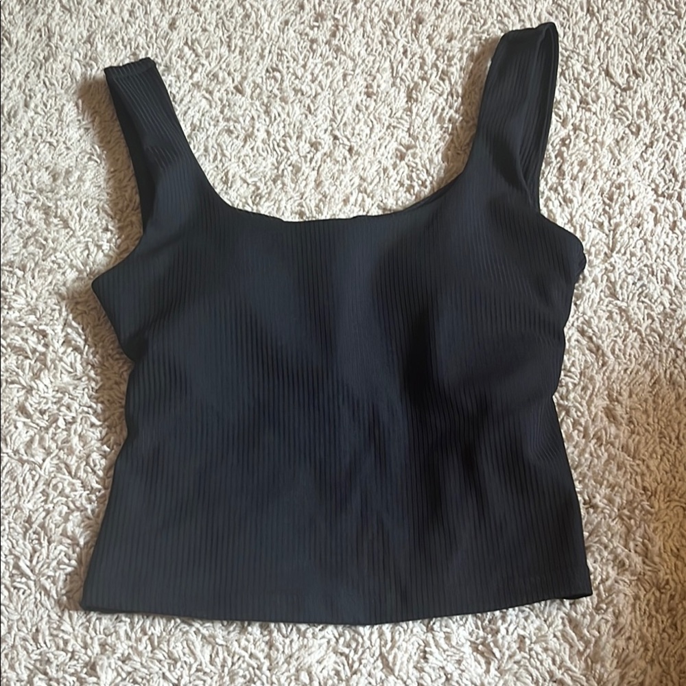 Fabletics Black Fitted Sleeveless Tank Top